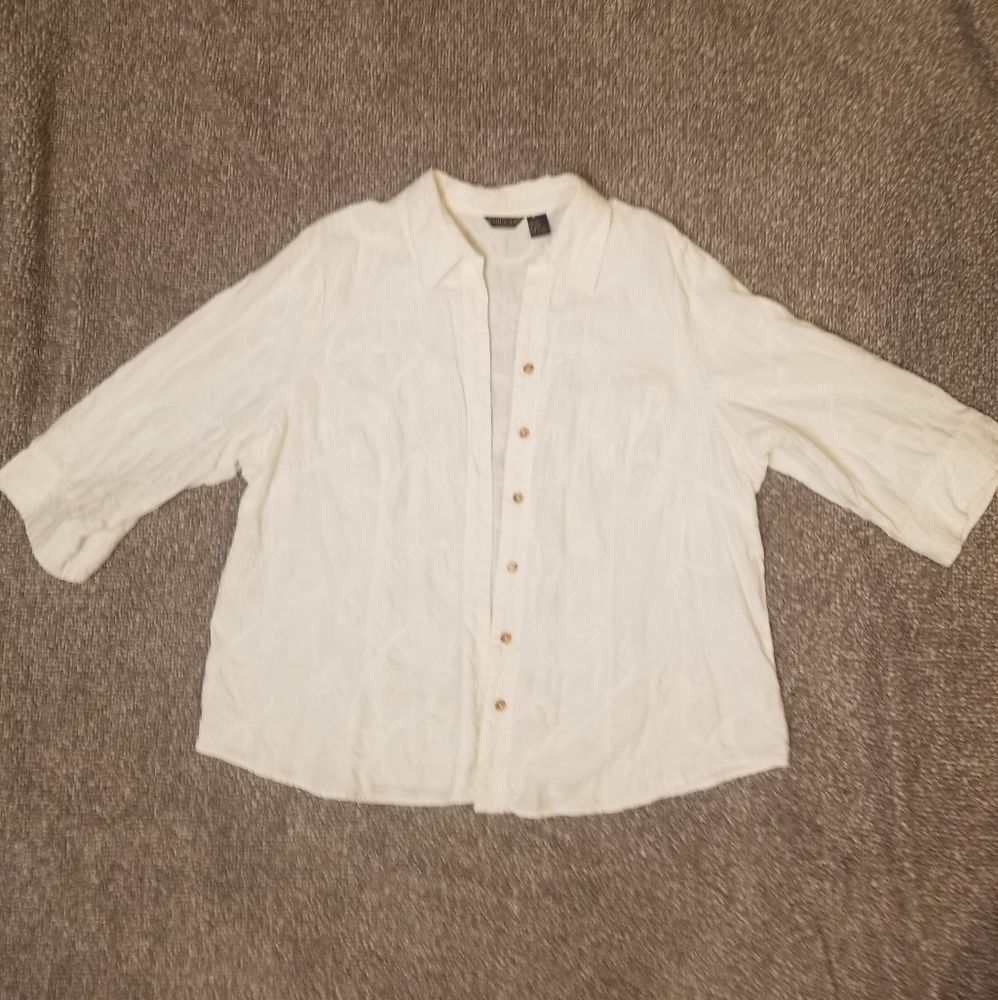 E•col•o•gie Button down Top